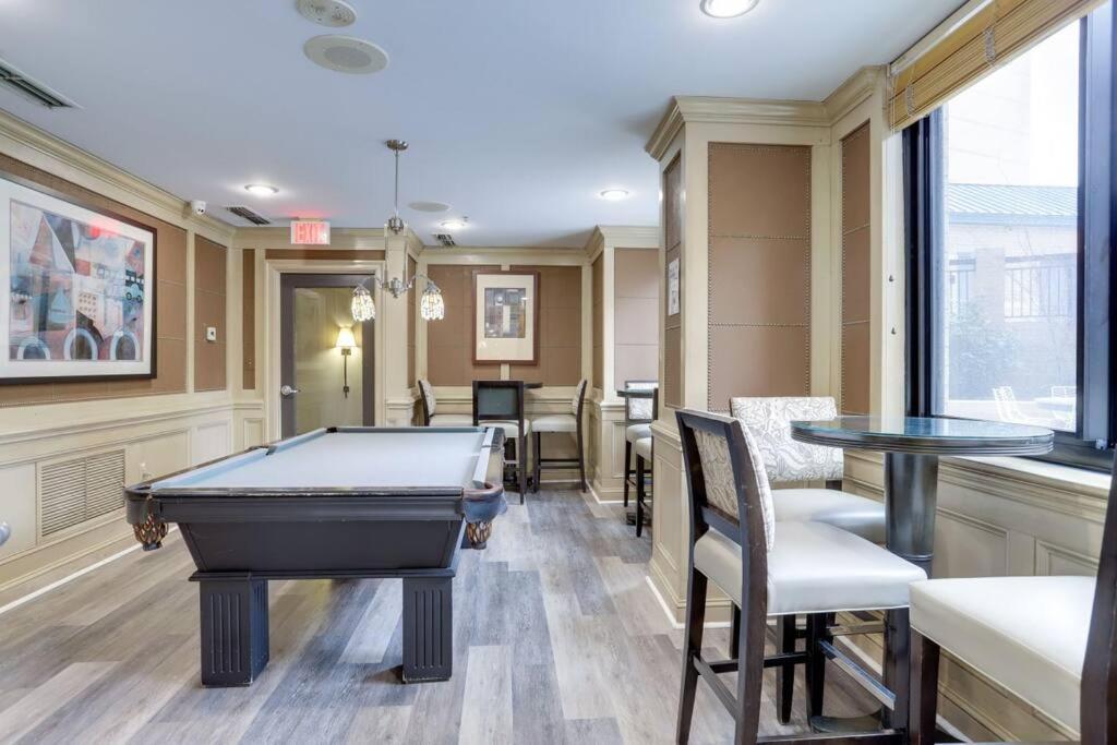Fantastic 1 Bedroom Condo At Ballston With Gym Арлингтън Екстериор снимка