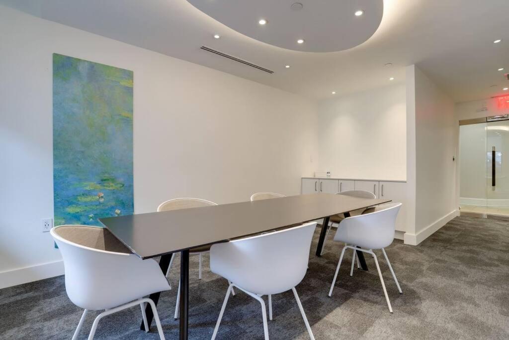 Fantastic 1 Bedroom Condo At Ballston With Gym Арлингтън Екстериор снимка